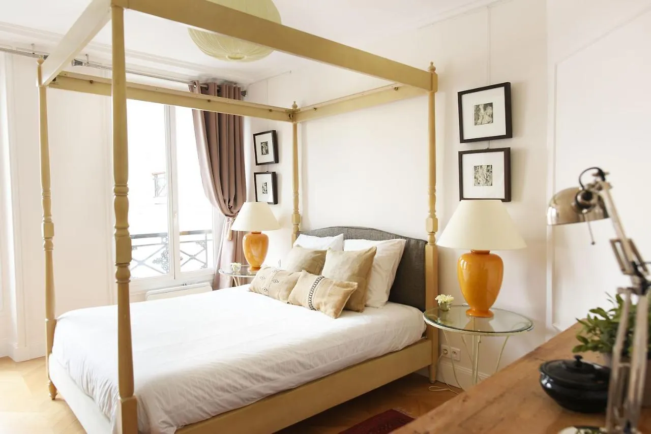 Sophisticated Gem In The Heart Of Paris - 107M2 Apartment